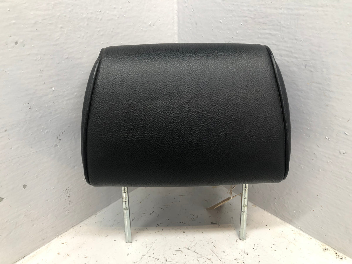 Discovery 2 Front Headrest Leather Black Left or Right Land Rover 1998 to 2004