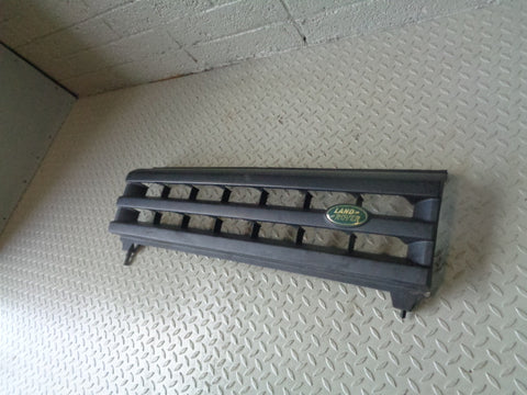 Discovery 2 Front Grille Facelift Land Rover Black 2002 to 2004