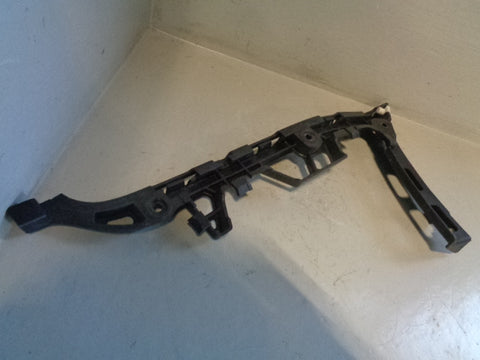 Range Rover Sport Bumper Support Bracket Near Side Rear L320 DQN000071
