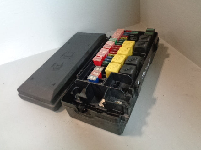 Mini Blade Fuse Box - 120pcs Pack | Auto Parts Bundle Mini Blade Fuse Box - 120pcs Pack | Auto Parts Bundle