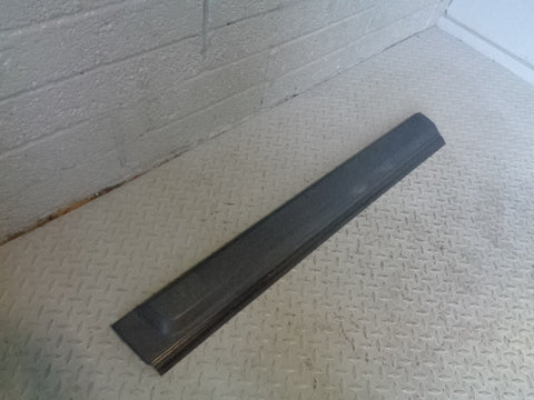 Discovery 3 Lower Door Moulding Trim Near Side Front Land Rover 2004 to 2009