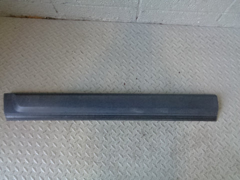 Discovery 3 Lower Door Moulding Trim Near Side Front Land Rover 2004 to 2009