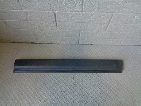 Discovery 3 Lower Door Moulding Trim Off Side Front Land Rover 2004 to 2009