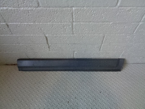Discovery 3 Lower Door Moulding Trim Off Side Front Land Rover 2004 to 2009