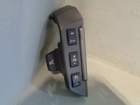 Range Rover Sport Steering Wheel Cruise Controls XPD500611WVH 2005 to 2009