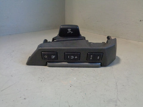 Range Rover Sport Steering Wheel Cruise Controls XPD500611WVH 2005 to 2009