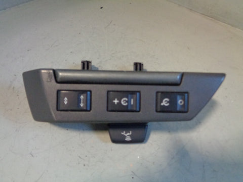 Range Rover Sport Steering Wheel Cruise Controls XPD500611WVH 2005 to 2009