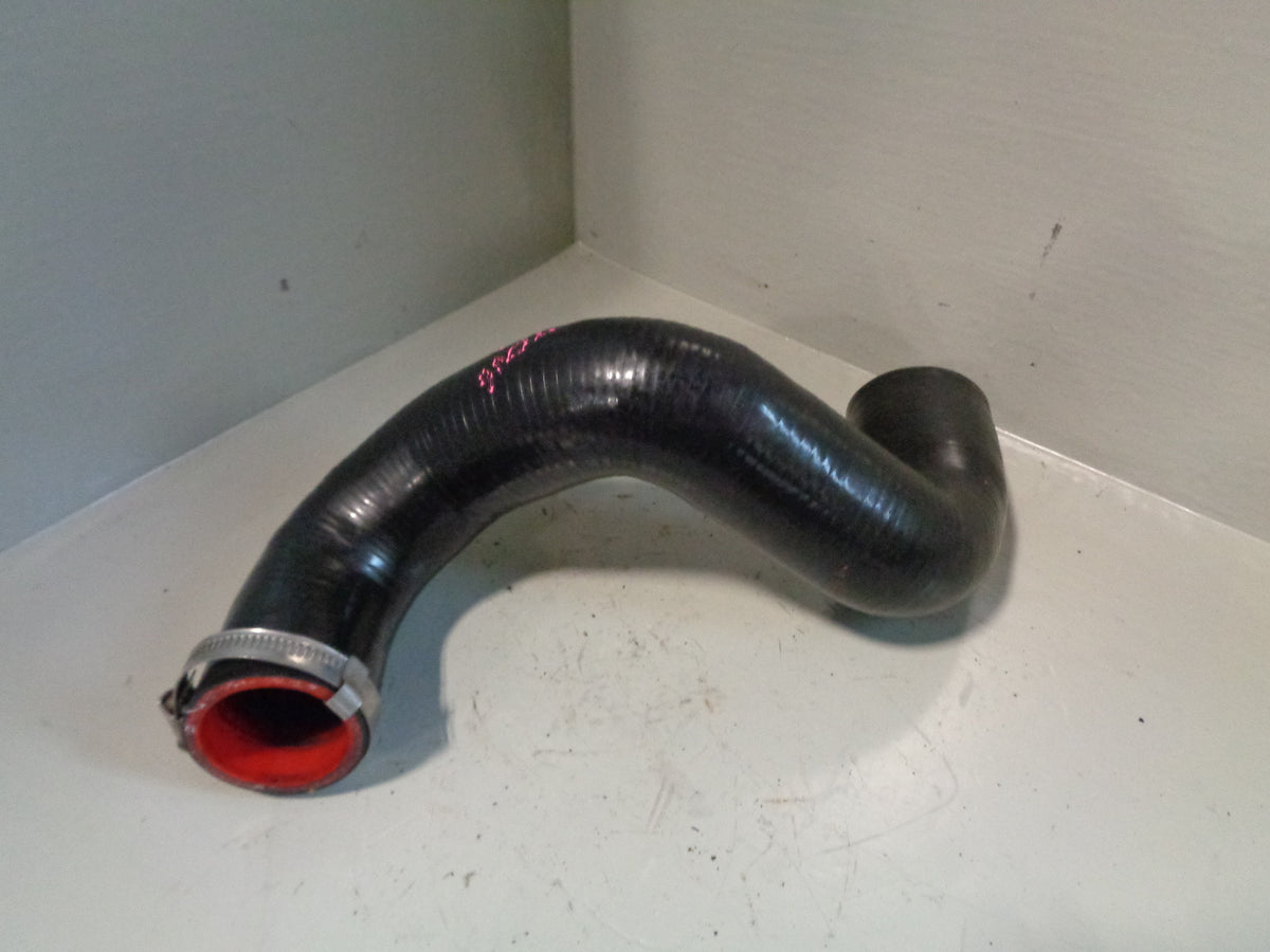 Discovery 3 Turbo Intercooler Pipe 2.7 TDV6 Land Rover Silicone Gravity