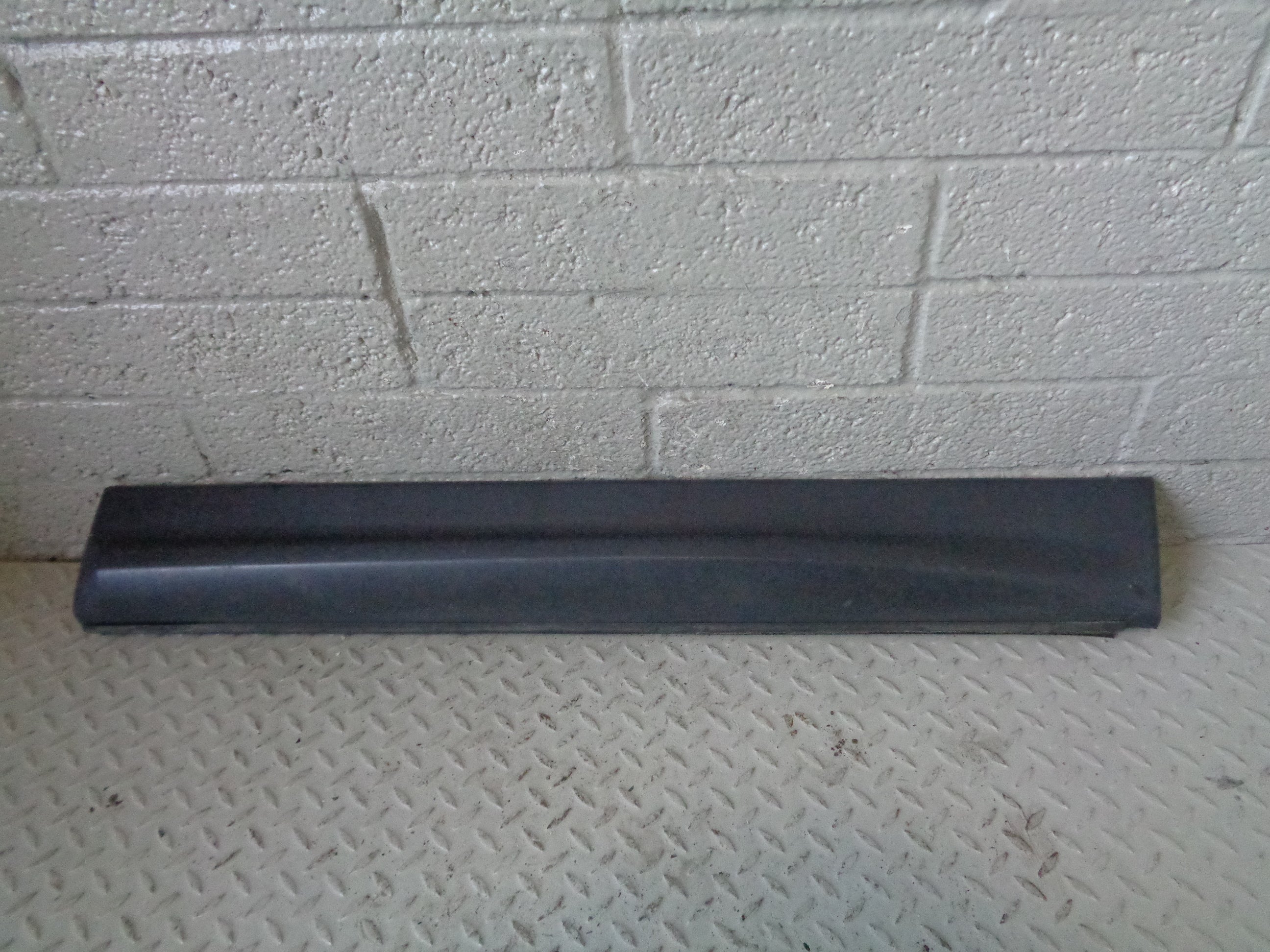 Land Rover Side Pods Range Rover Sport Door Moulding Trim Pod Off Side Front L320 2005 to 2 ...