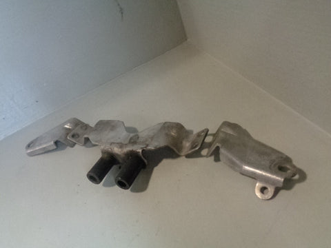 Exhaust Crossover Link Pipe Bracket Discovery 3 Range Rover Sport 2.7 TDV6 Auto