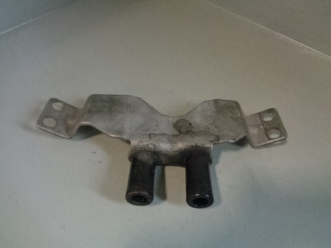 Exhaust Crossover Link Pipe Bracket Discovery 3 Range Rover Sport 2.7 TDV6 Auto