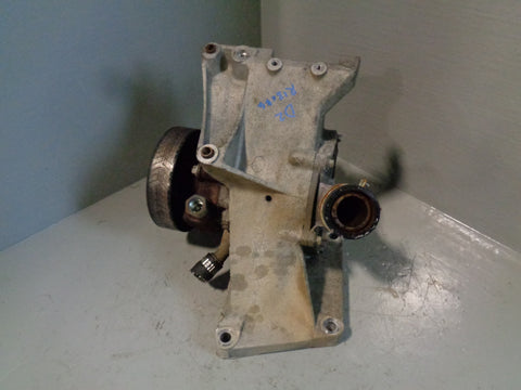 Discovery 2 Power Steering Water Pump Mount TD5 Land Rover 1998 to 2004