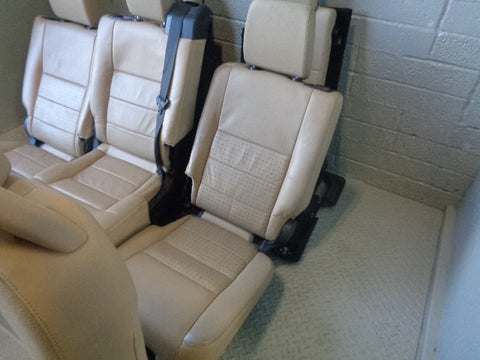Discovery 3 Seats Leather Electric x 7 Land Rover in Alpaca 2004 to 2009 K23053