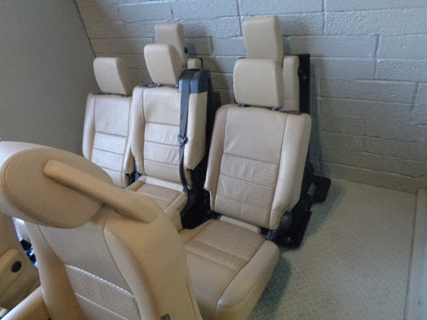 Discovery 3 Seats Leather Electric x 7 Land Rover in Alpaca 2004 to 2009 K23053