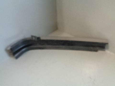 Discovery 2 Headlight Trim Near Side Blenheim Silver Land Rover 1998 to 2002