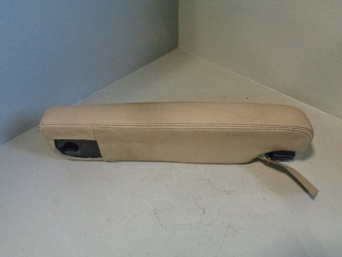 Discovery 3 Armrest Off Side Drivers Alpaca Land Rover 2004 to 2009 K05053