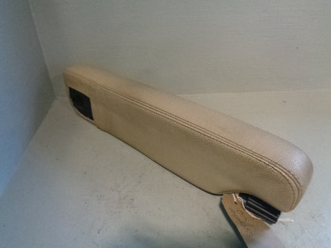 Discovery 3 Armrest Off Side Drivers Alpaca Land Rover 2004 to 2009 K05053