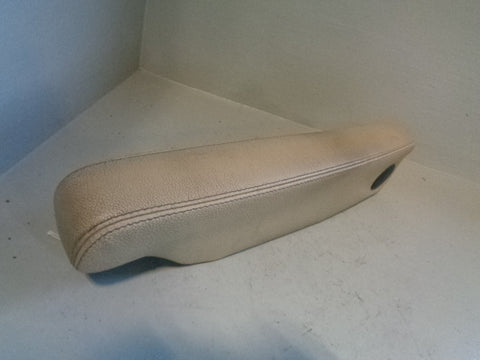 Discovery 3 Armrest Off Side Drivers Alpaca Land Rover 2004 to 2009 K05053