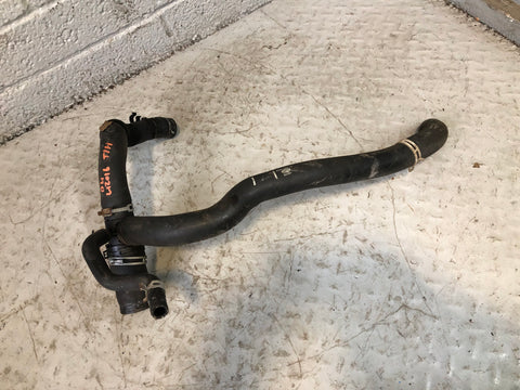Top Radiator Hose 3.0 TDV6 AH22-8260-BE Land Rover Discovery 4 Range Rover Sport