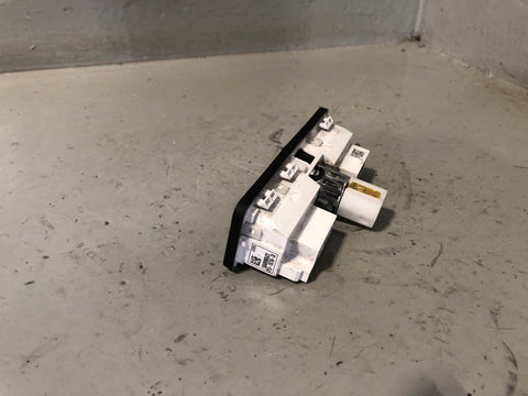 Range Rover L405 Aux USB 12V Ports Connection Unit CPLA-19C166-CB 2013 to 2017