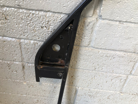 Discovery 2 Door Frame Window Off Side Front Land Rover 1998 to 2004