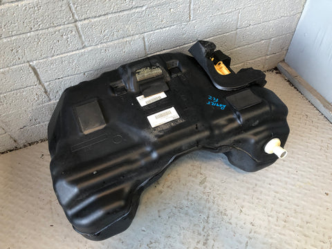 Freelander 2 Fuel Tank Plastic and Sender Pump 2.2 TD4 Land Rover 6G92-9K007