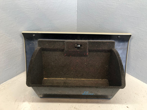 Discovery 2 Glove Box Complete Unit in Beige Land Rover 1998 to 2004 XXX