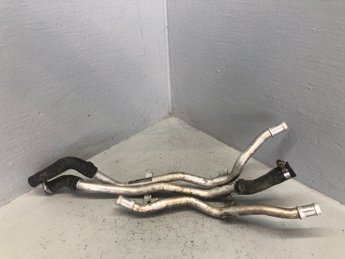Range Rover L322 Coolant Water Valve Pipe Metal BH42-8K520-AA 2010 to 2013