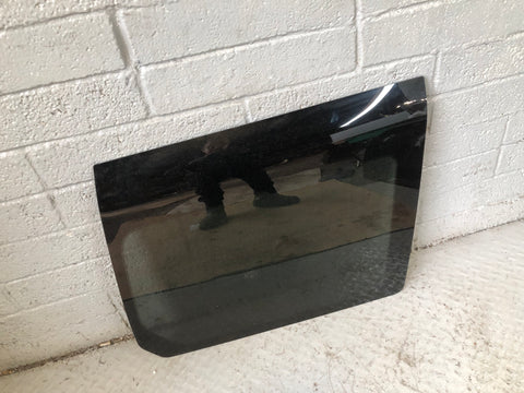 Discovery 4 Window Glass Quarter Off Side Rear Land Rover 2009 to 2016