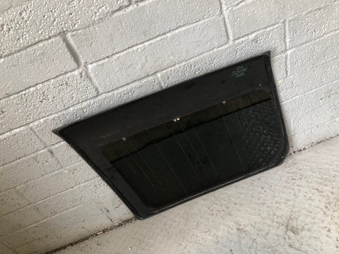 Discovery 4 Window Glass Quarter Off Side Rear Land Rover 2009 to 2016