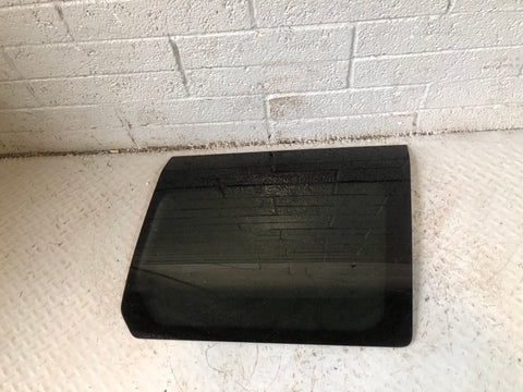 Discovery 4 Window Glass Quarter Off Side Rear Land Rover 2009 to 2016
