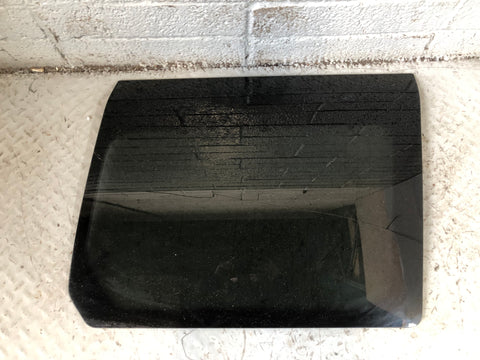 Discovery 4 Window Glass Quarter Off Side Rear Land Rover 2009 to 2016
