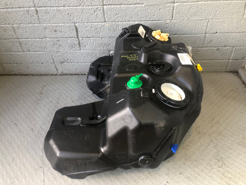 Range Rover L322 Fuel Tank Plastic 4.4 TDV8 Diesel with In-Tank Fuel Pump