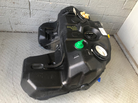 Range Rover L322 Fuel Tank Plastic 4.4 TDV8 Diesel with In-Tank Fuel Pump