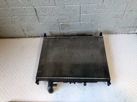 Discovery 4 Radiator Engine Cooling SDV6 / TDV6 3.0 Land Rover 2009 to 2016