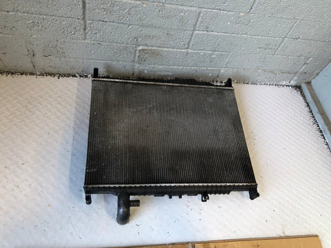Discovery 4 Radiator Engine Cooling SDV6 / TDV6 3.0 Land Rover 2009 to 2016