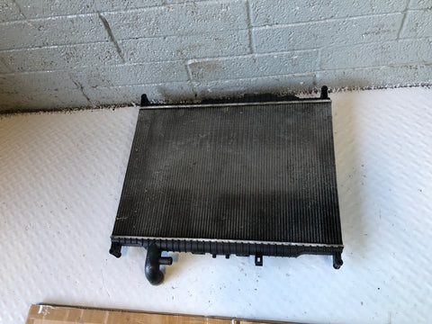 Discovery 4 Radiator Engine Cooling SDV6 / TDV6 3.0 Land Rover 2009 to 2016
