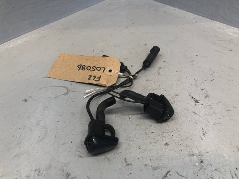Freelander 2 Windscreen Washer Jets Pair Of Land Rover 2006 to 2015