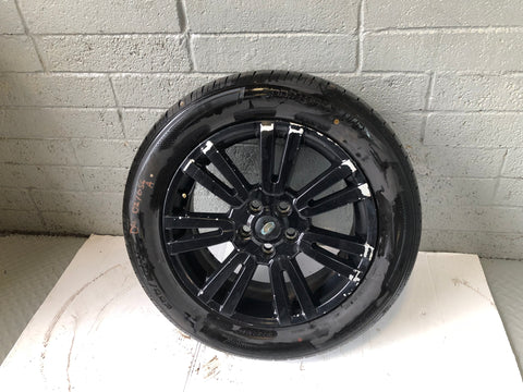Discovery 4 Alloy Wheels and Tyres 255/55R19 Set of x 4 Land Rover D27056