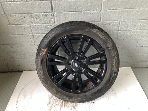 Discovery 4 Alloy Wheels and Tyres 255/55R19 Set of x 4 Land Rover D27056
