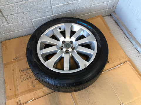 Range Rover Evoque Alloy Wheel and Tyre 19" 235/55R19 L538 L10115A