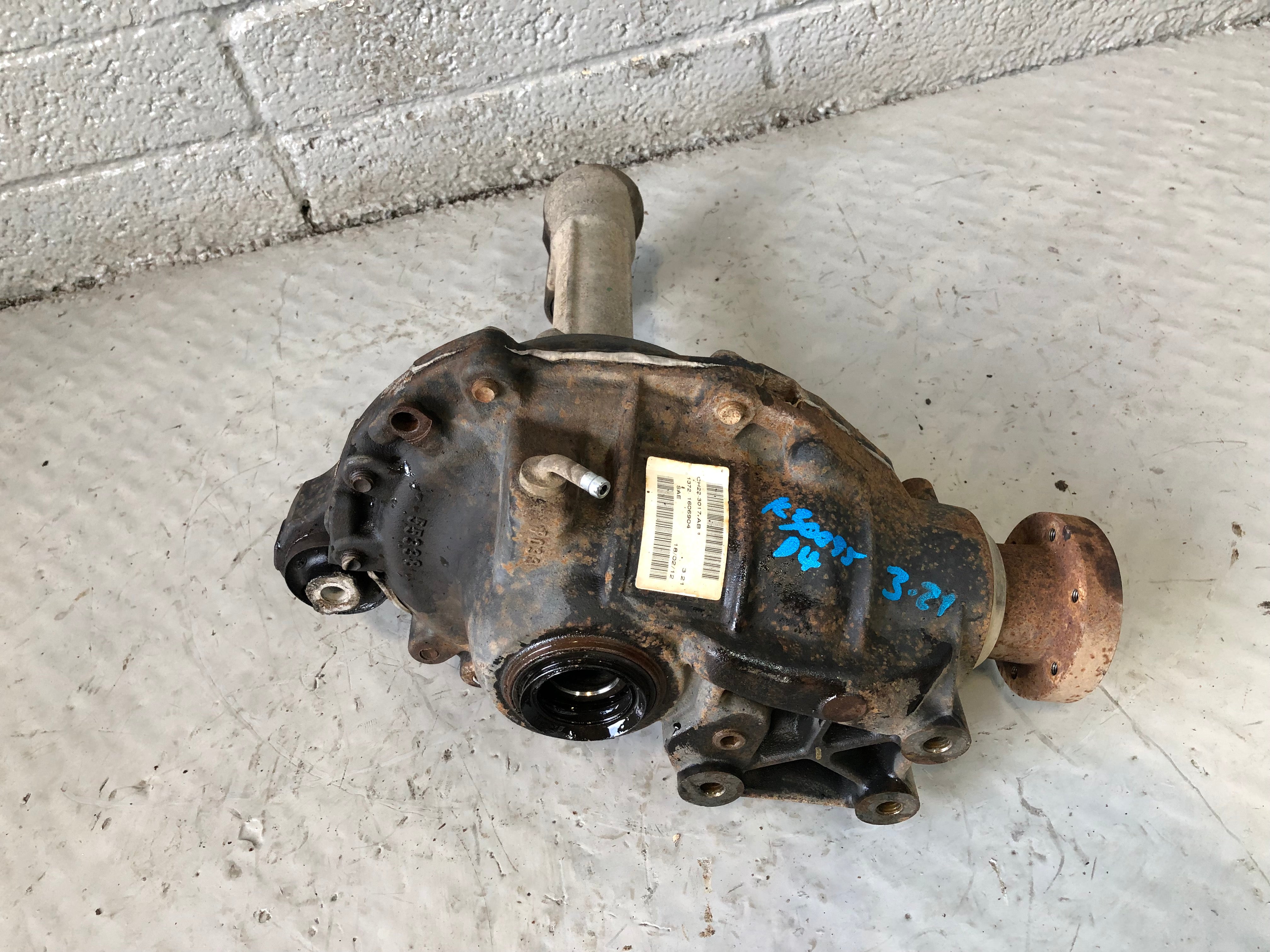Land Rover Tdi 5 Diff Differential Diff Front 8 Speed 3.21 Range Rover Sport Discovery 4 3.0 ...