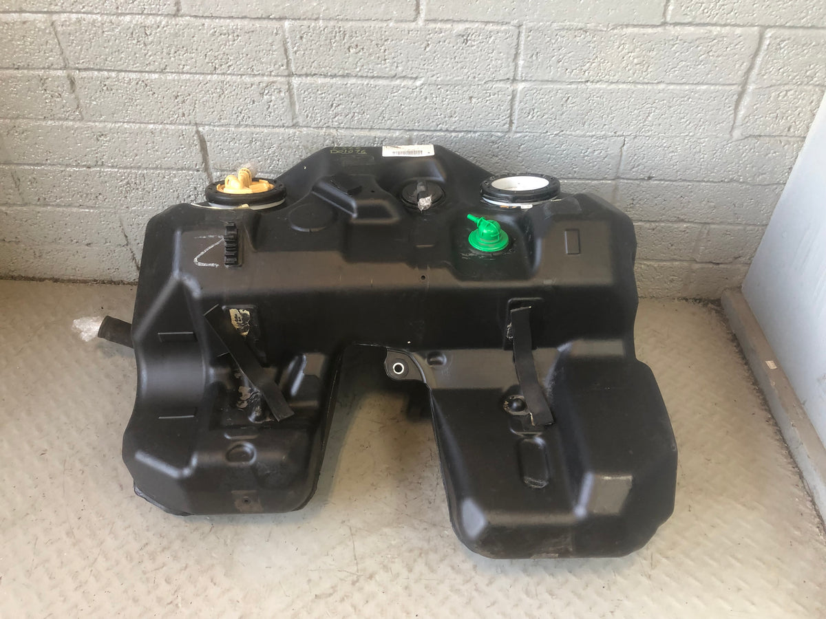 Range Rover L322 Fuel Tank Plastic 3.6 TDV8 Diesel with In-Tank Fuel Pump