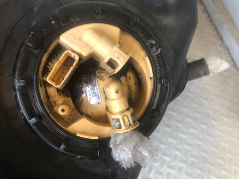 Range Rover L322 Fuel Tank Plastic 3.6 TDV8 Diesel with In-Tank Fuel Pump