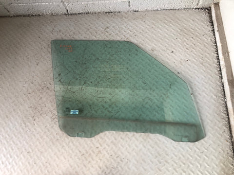 Range Rover L322 Window Glass Single Glazed Off Side Front 2002 to 2006 K15046