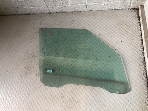 Range Rover L322 Window Glass Single Glazed Off Side Front 2002 to 2006 K15046