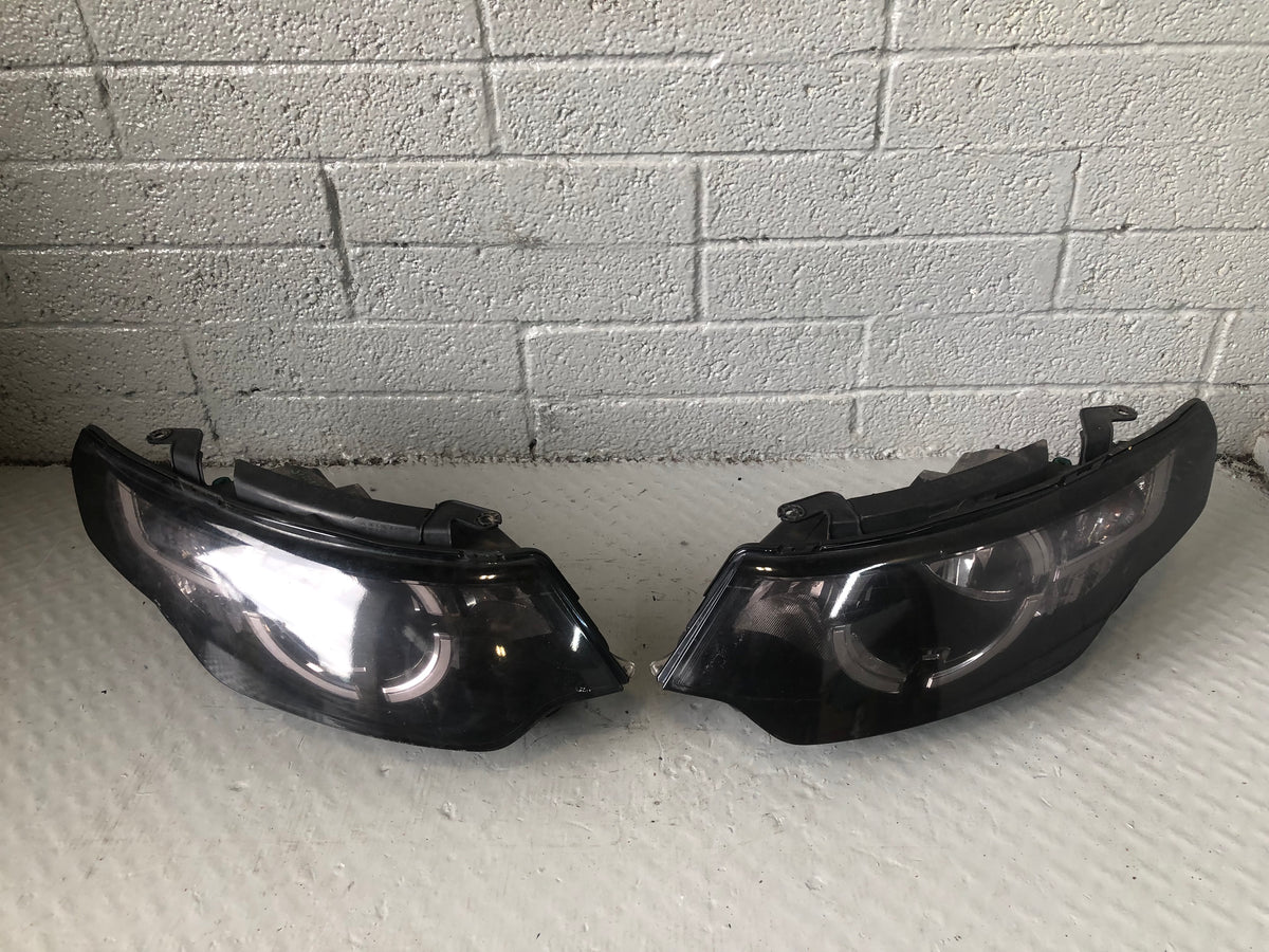 Discovery Sport Headlights Halogen Pair Tinted FK72-13W029 / 30 L550 Land Rover
