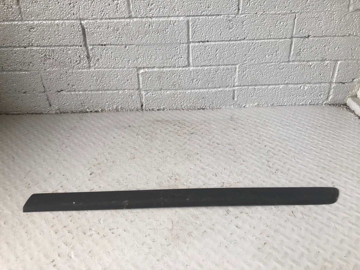 Discovery 3 Door Rubbing Strip Near Side Front 2004 to 2009 Land Rover K17026