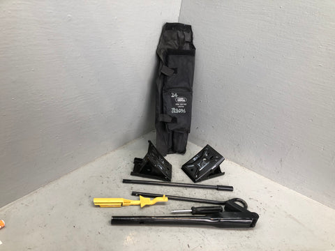 Discovery 3 4 Tool Kit in a Bag KBK500160 Land Rover 2004 to 2016 J23096