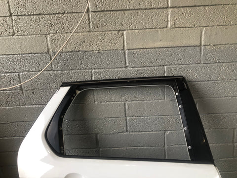 Discovery Sport Door Off Side Rear in Fuji White L550 Land Rover L15066